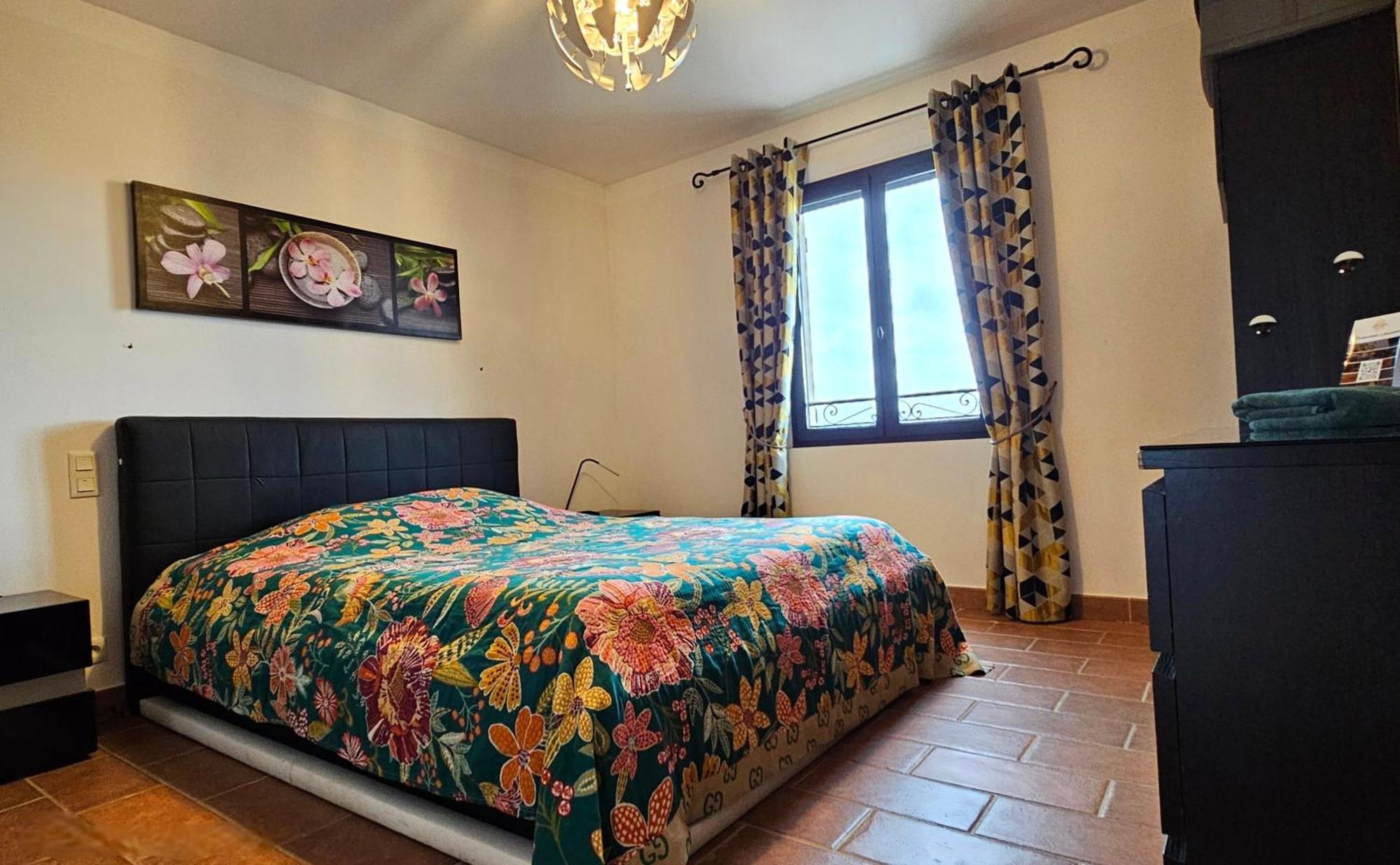 Villa Tropez Chambres D'Hotes Ле-Люк Экстерьер фото